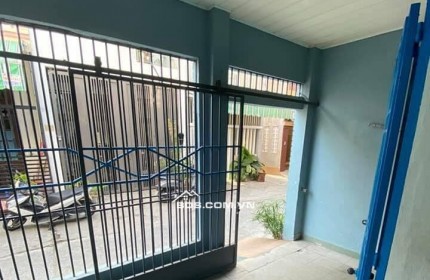 Bán gấp căn nhà cấp 1 84m2 Mỹ Hạnh Nam ngay KCN Xuyên Á – Hoàng Gia 950tr LH 0774946669